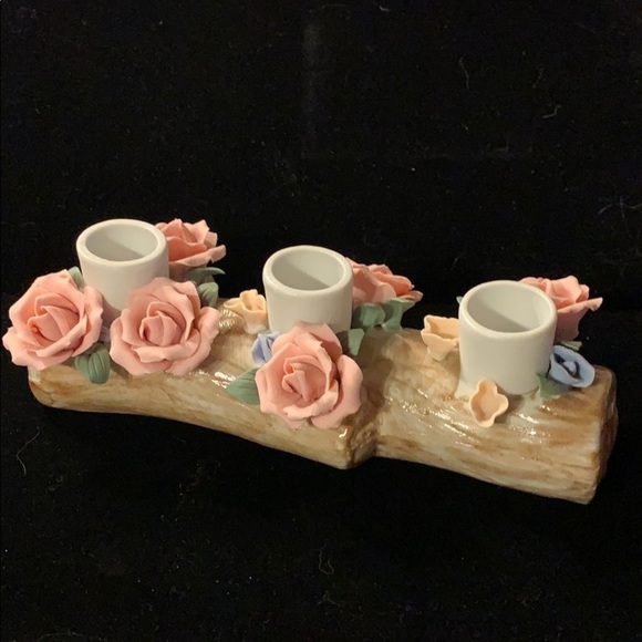 Ceramic Log W/ Delicate Rose Work/Flowers CandleH - Picture 1 of 12